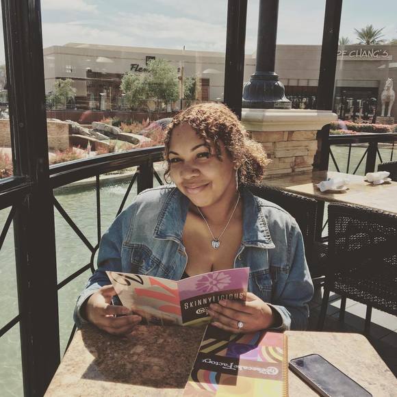 Meet your Posher, Ash - Picture 1 of 1